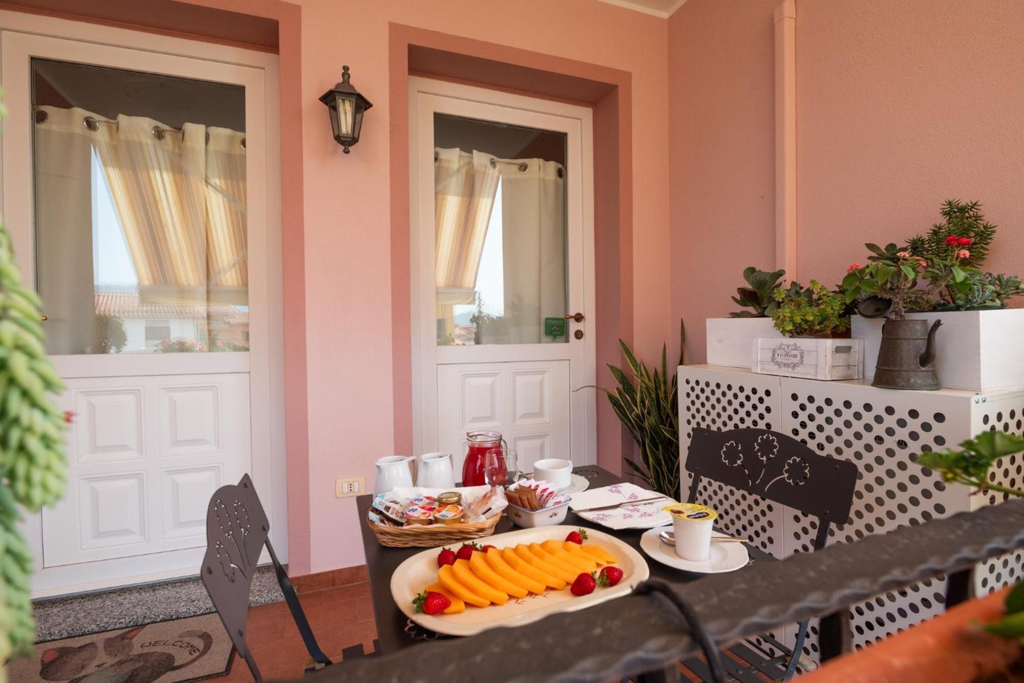 B&B L'Asfodelo Villa San Pietro Eksteriør bilde