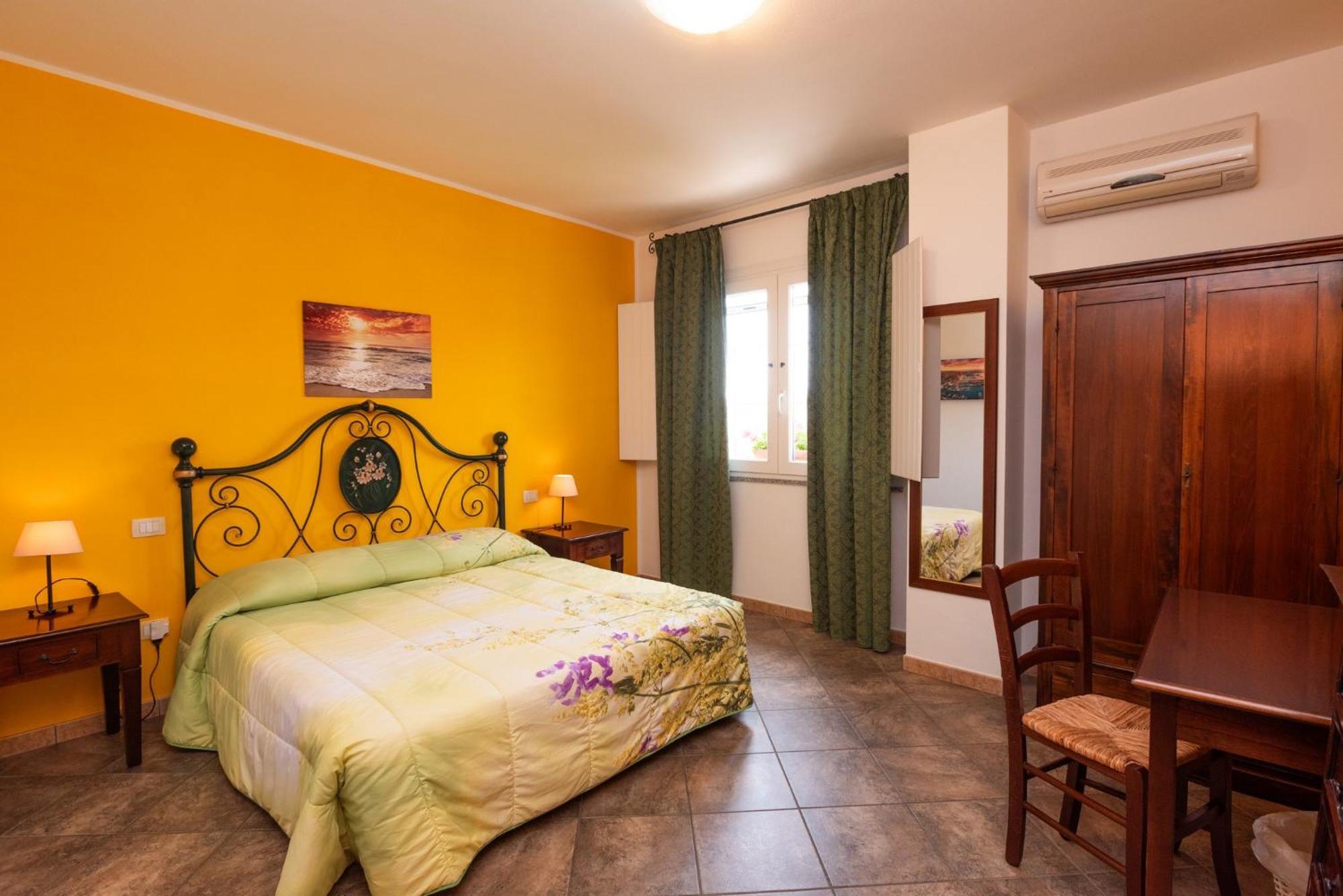B&B L'Asfodelo Villa San Pietro Eksteriør bilde